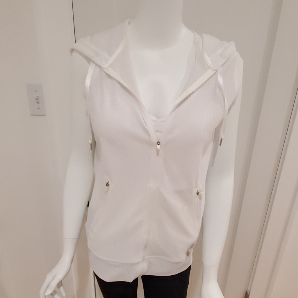 Lorna Jane Sleeveless Hoodie